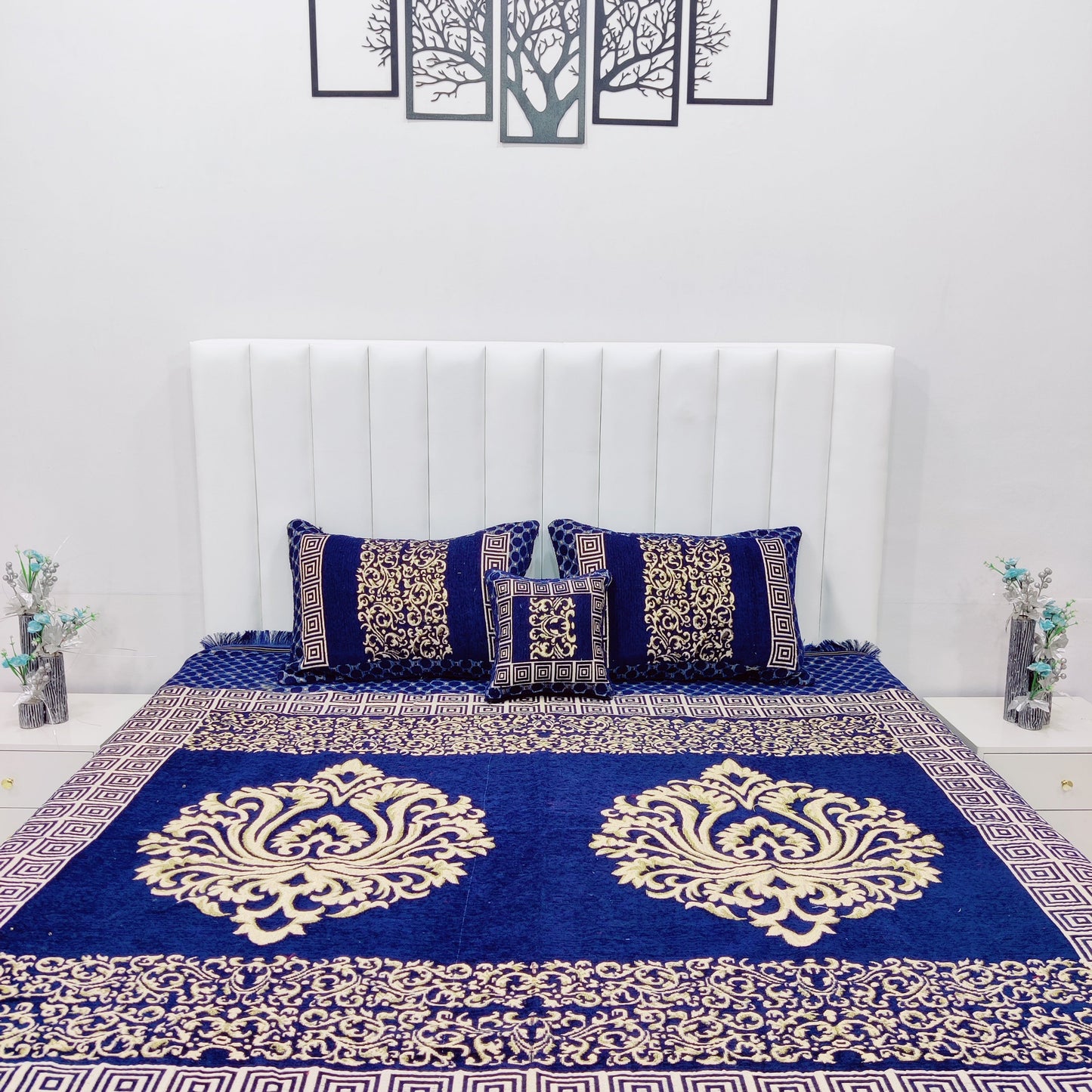 4 Pcs Velvet Jacquard Bedsheet v1.d4
